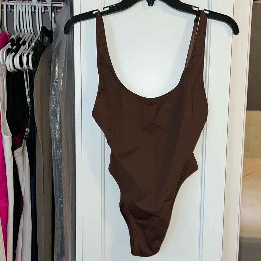 SKIMS high cut brown bathing suit NWOT